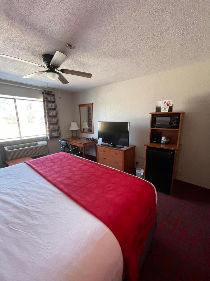 Ramada By Wyndham Oklahoma City Airport North Extérieur photo
