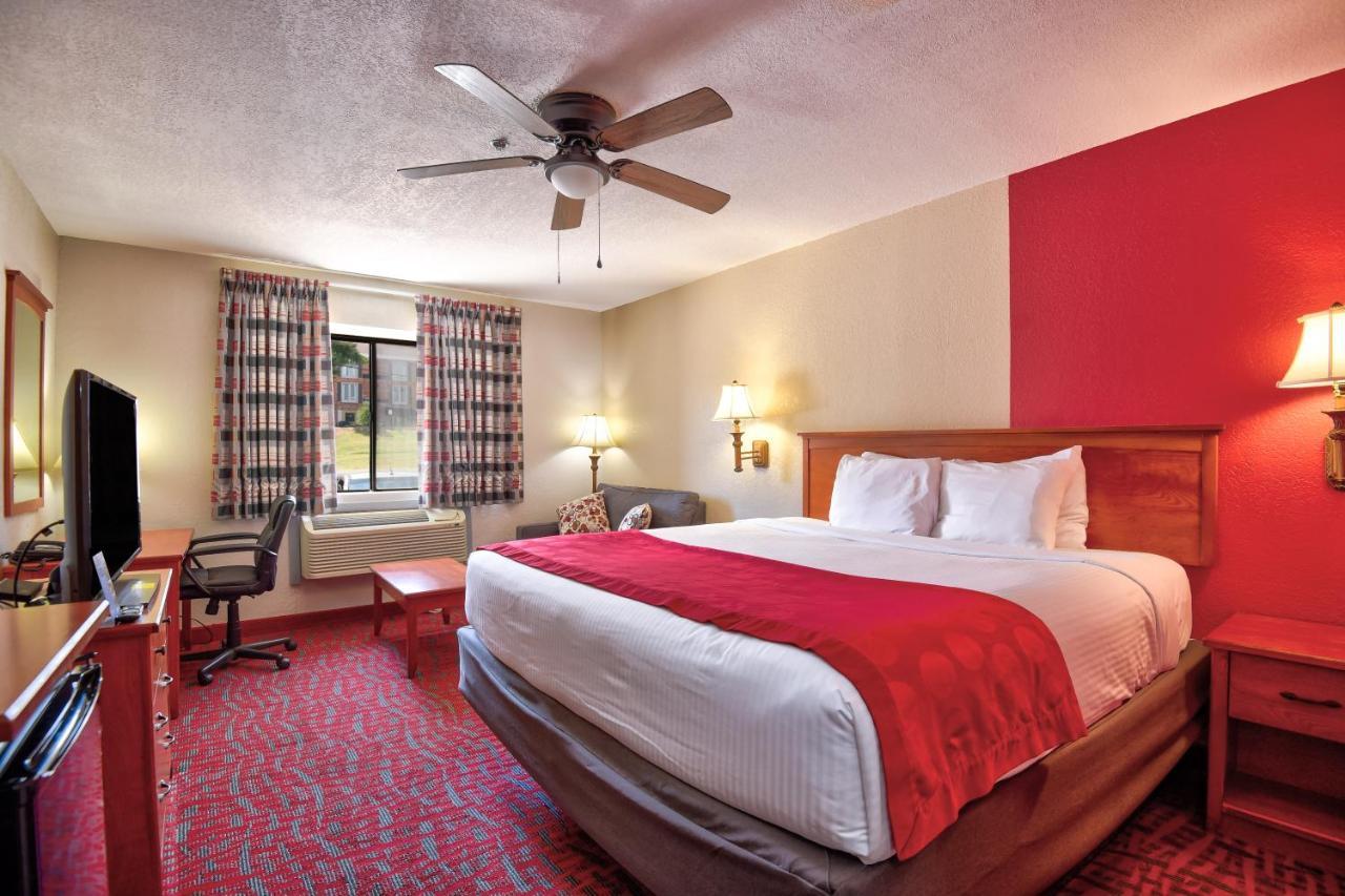 Ramada By Wyndham Oklahoma City Airport North Extérieur photo