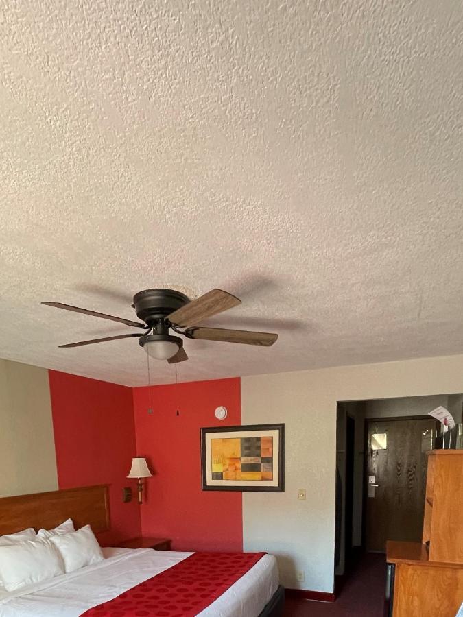 Ramada By Wyndham Oklahoma City Airport North Extérieur photo